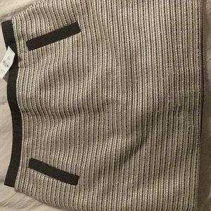 Loft skirt with pockets